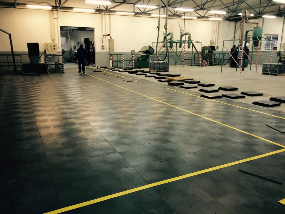 Postavljanje bimeco podnih obloga